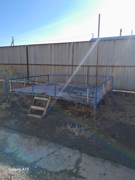 тапчан сатылады.