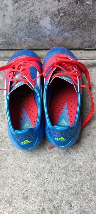 Футболни бутонки Adidas Adizero F-50 + подарък