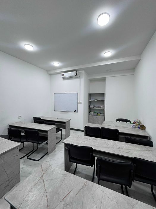 Ijaraga Beriladi: Ofislar va Sinf Xonalari!