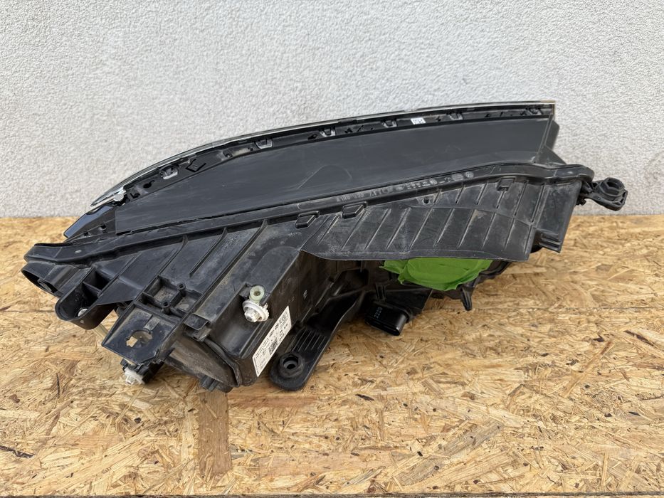 Far stanga VW Touareg 3 CR7 2019+ Full LED Original Europa