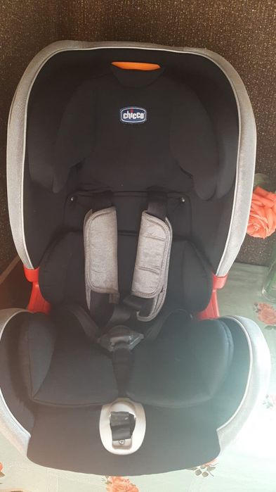 Детское автокресло Chicco