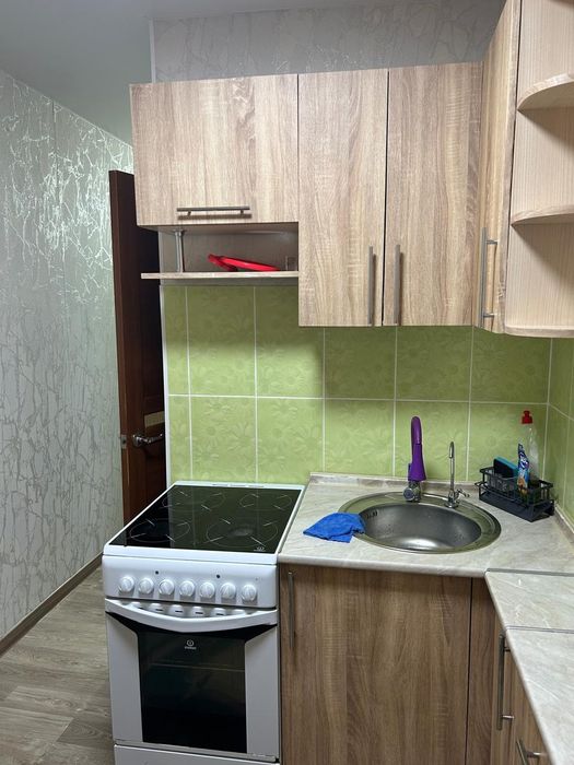 Сдам 2х комн квартиру