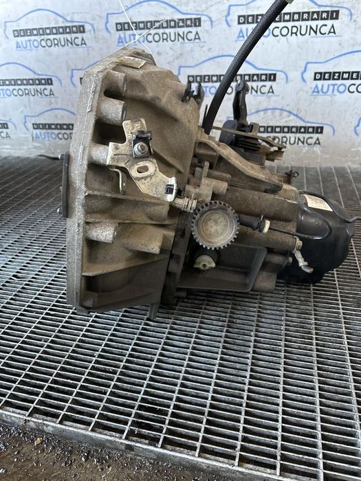 Cutie de viteze Dacia Sandero 2 Facelift 1.0 TCe 2016 - 2020 101CP Manuala 5 Trepte ...