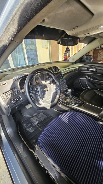 Срочна Малибу 1 автомат 3-позиция люкли сотилади