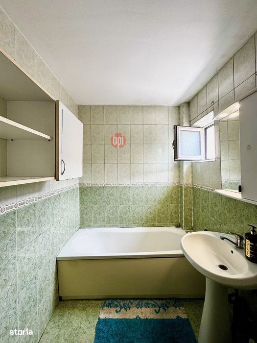 SE VINDE Apartament cu 3 camere, central in Mun. Falticeni, jud.SV