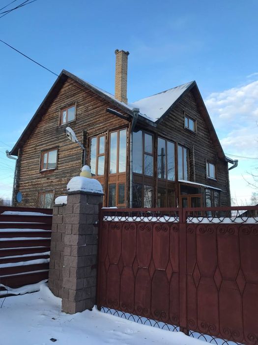 Продаётся трёхэтажный коттедж