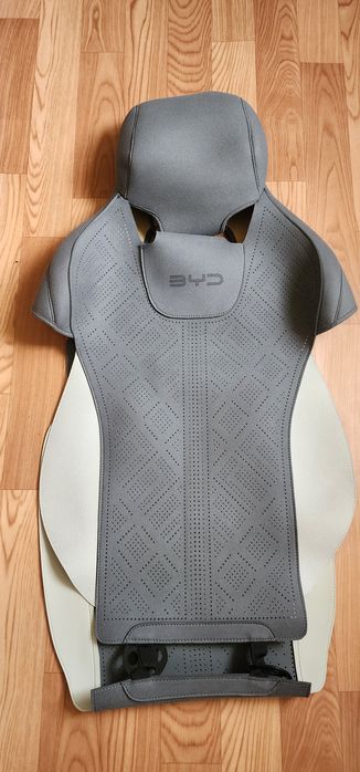 Продам чехлы на Yuan Up