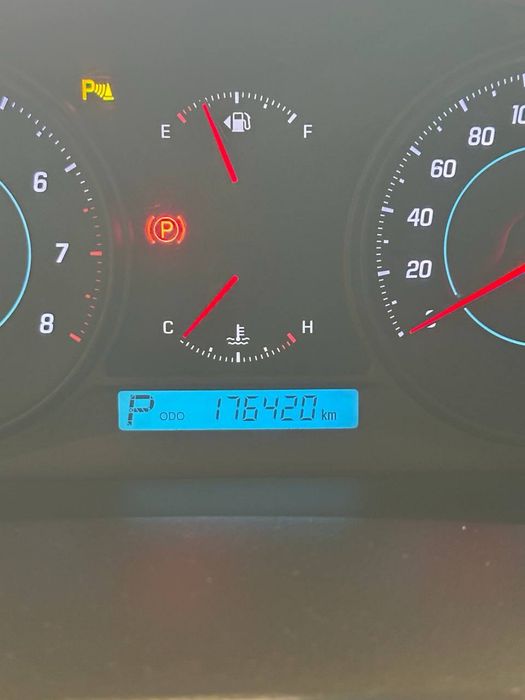 Каптива сотилади.   Иккинчи кул. 2013 йил. Ранги кора. Узим юрганман.