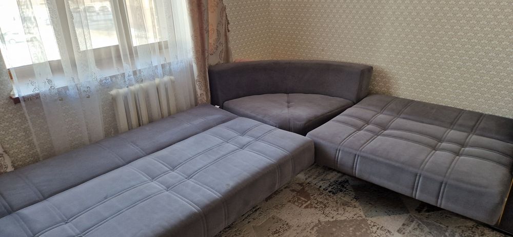 Продается диван угловой