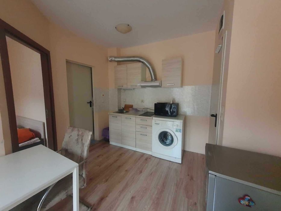 Дава се под наем Едностаен апартамент в Варна, Аспарухово - 35 кв.м за 255 € - Снимка #4