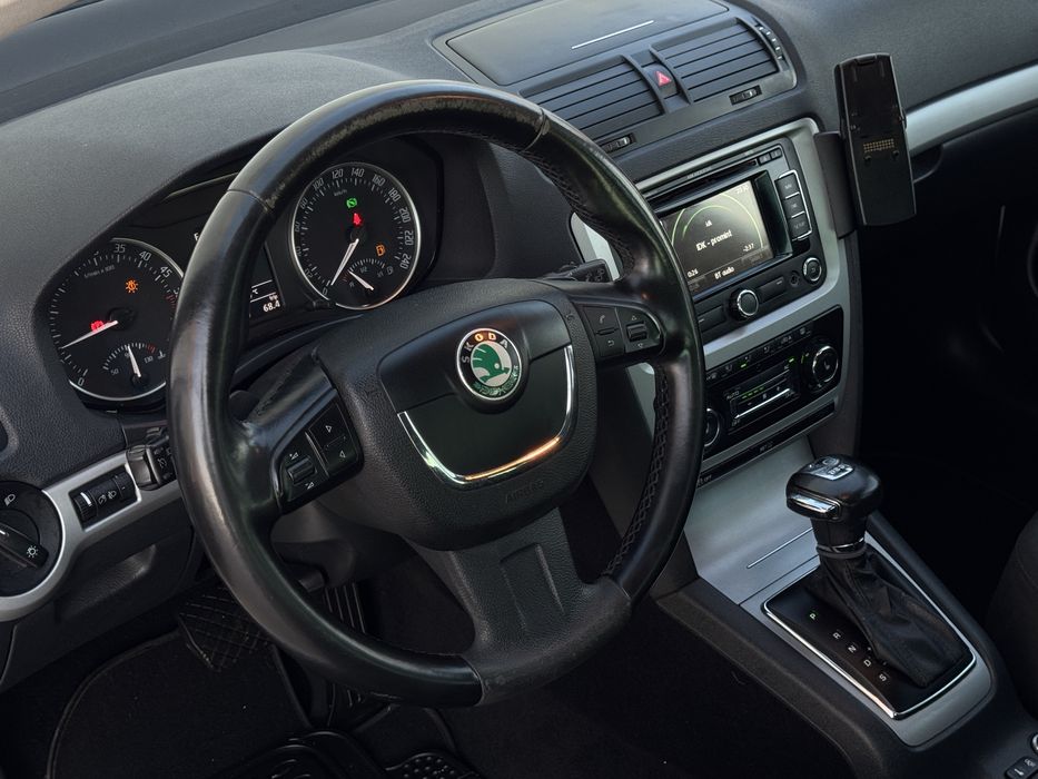 Skoda Octavia 2 Facelift 2.0 TDi ‘Familly’ DSG