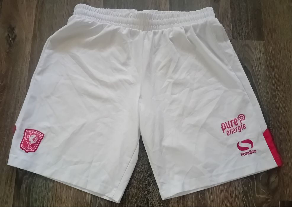 Гащета на Твенте