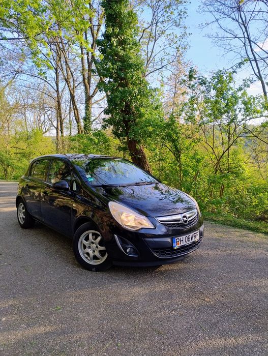 Vând Opel Corsa D