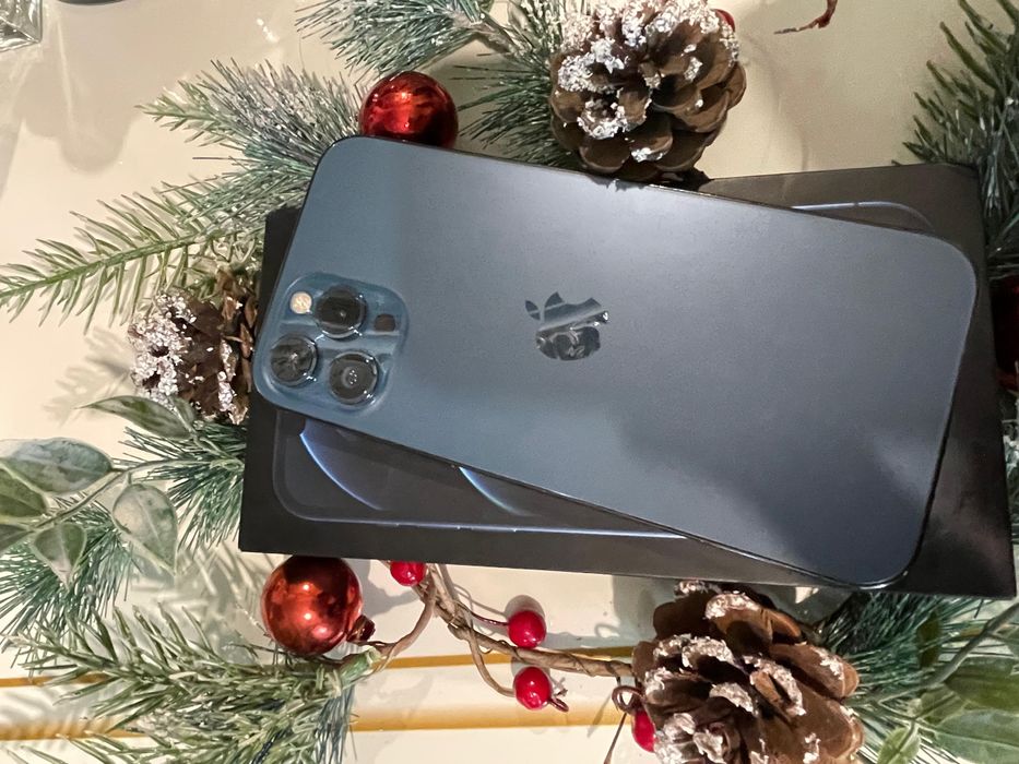 Продам Айфон 12 Про Макс 128Г