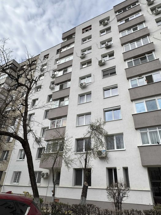 Drumul Taberei, 3 camere decomandat, etaj 6/8, renovat, vedere, sud