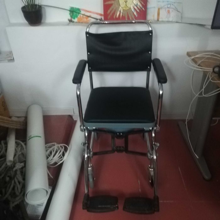 Рамка за болнично легло