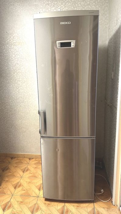 Combina frigorifica Beko