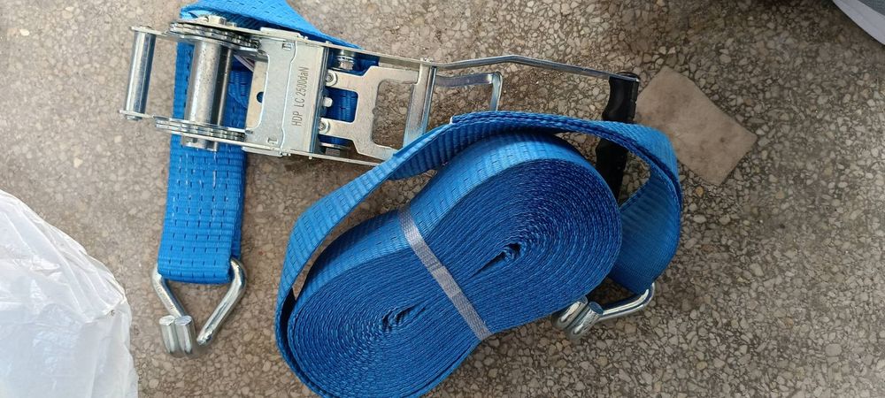 Колани с тресчотка