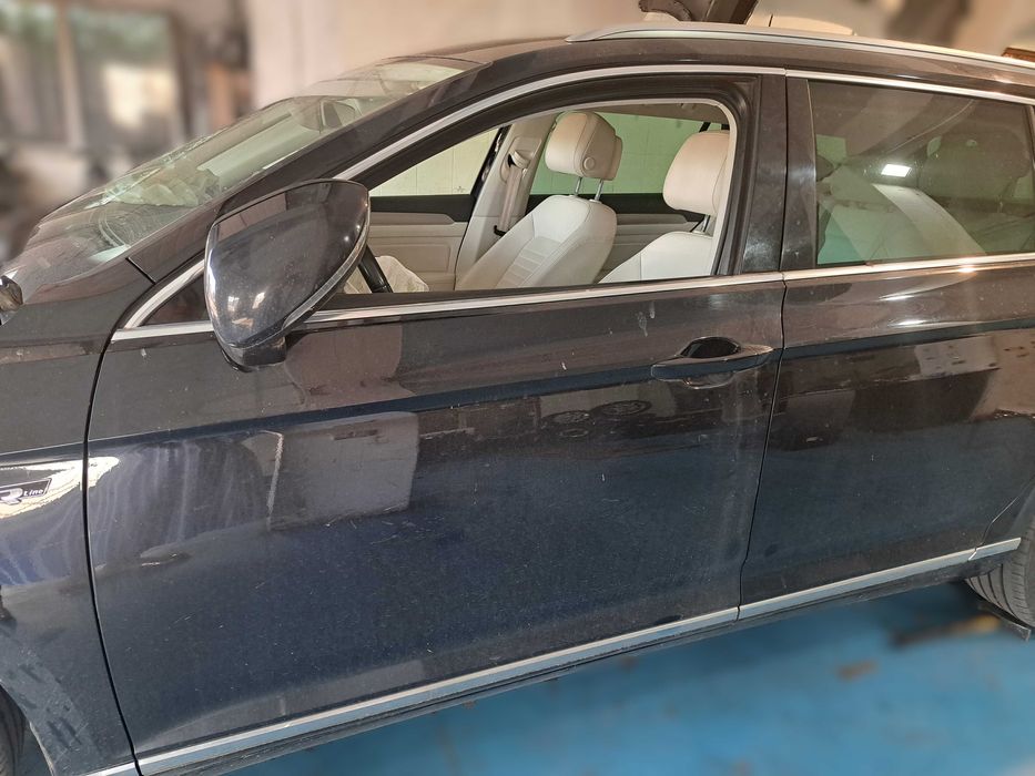 Dezmembrari  VW PASSAT B8  automat cu AdBlue  -Combi-Negru