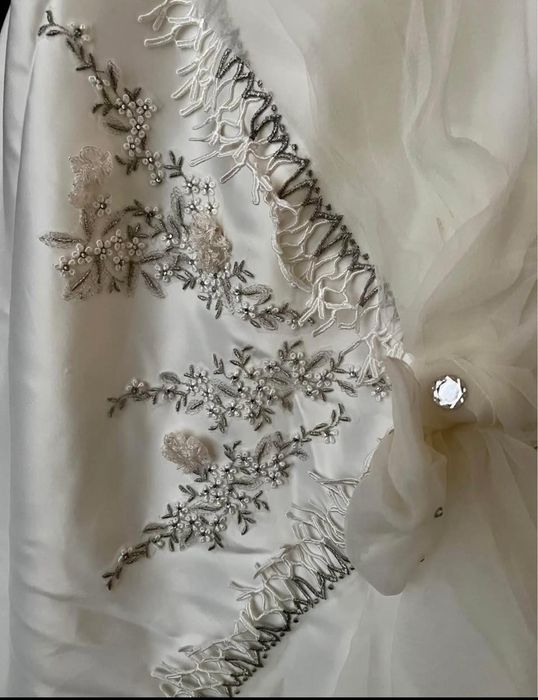 Vand rochie mireasa