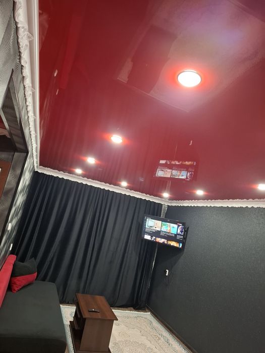 По суточно, по часам  в центре