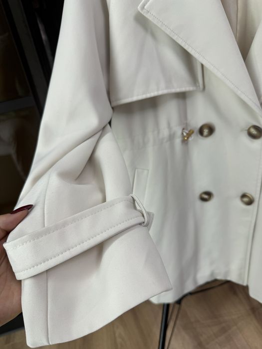 Тренчи размер 44-46