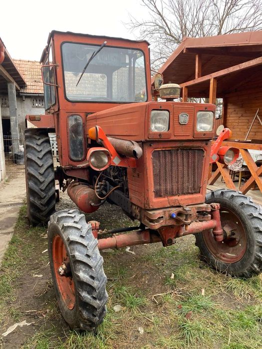 Vand tractor UTB 650