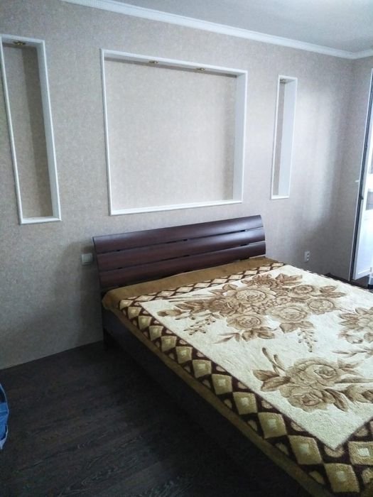 Продам 2 комн.изолир.на две стороны
