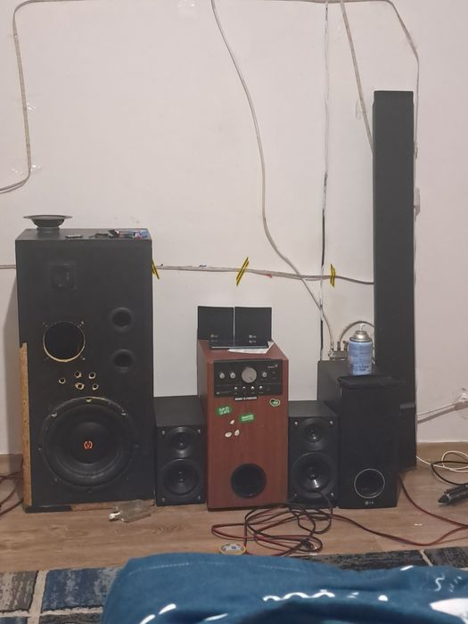 Vând boxe infarct de statie