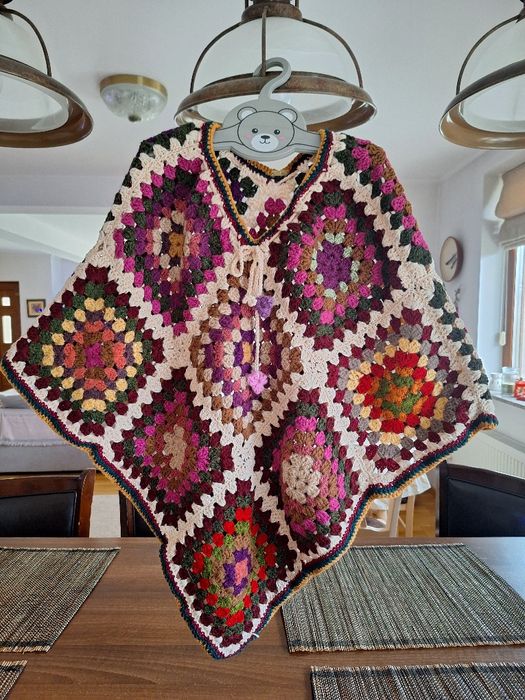 Poncho crosetat copii.