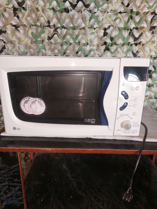 Продам духовой шкаф.