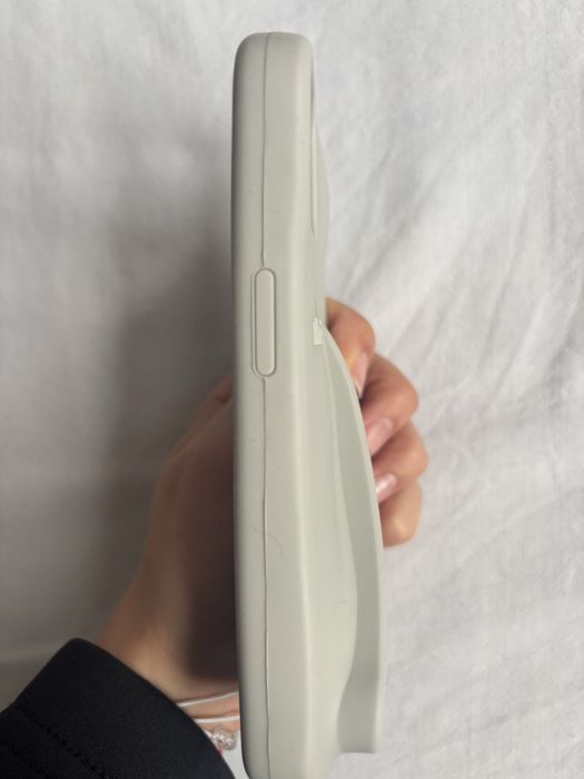 Сив кейс Rhode за Iphone 15