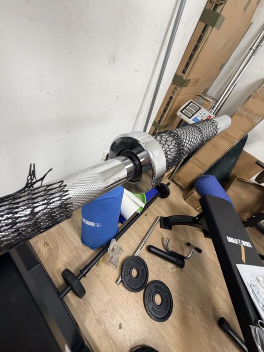 Bara olimpica profesionala 2,20 m. 20 kg. 50 mm. Noua Germany pret 750 lei