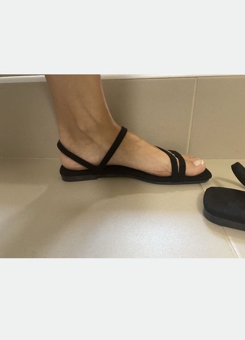 2 чифта сандали за 15 €