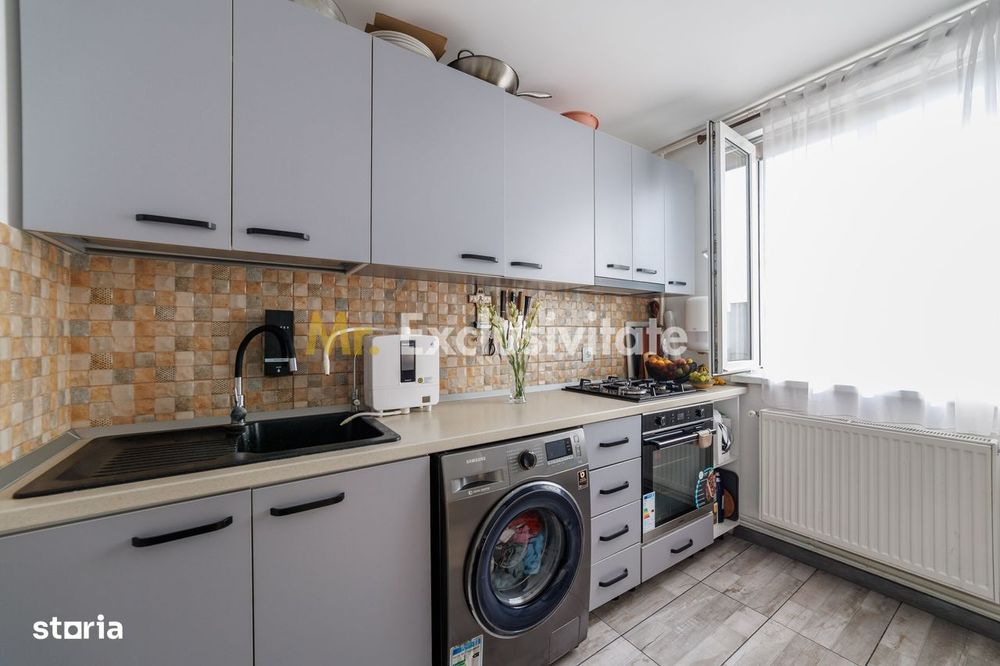 Apartament 3 camere decomandat, 2 balcoane și loc de parcare – Trivale — fotografia 1