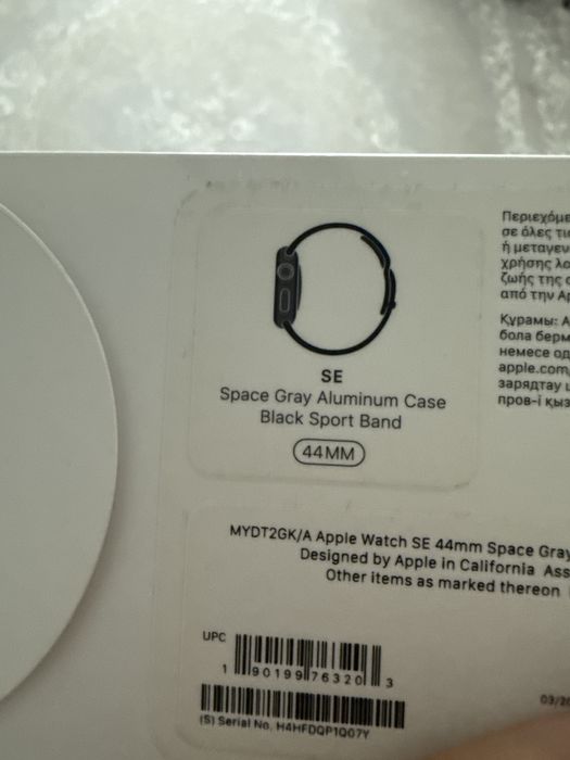 Часы Apple whatch SE