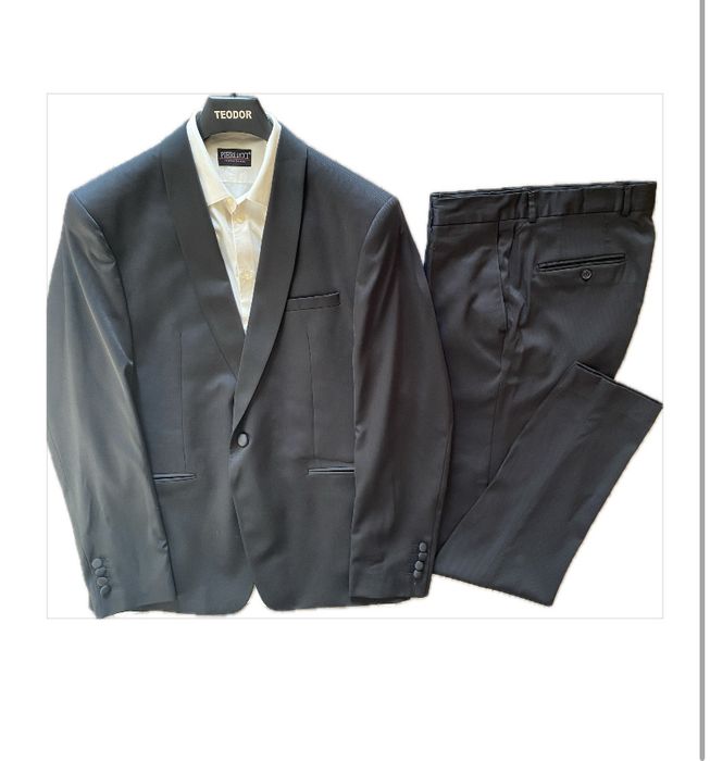 Мъжки костюм TEODOR номер 52 и риза PIERLUCCI M