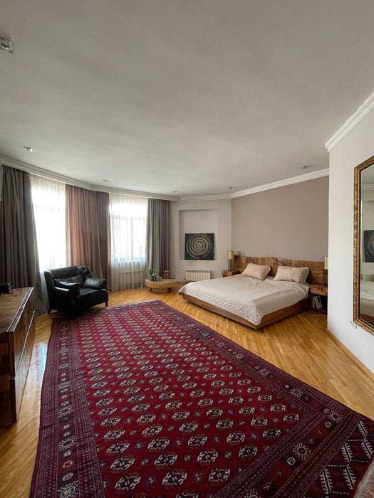 Продается добротный дом в престижном месте!