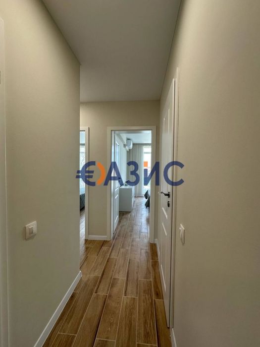 Просторен апартамент с 2 спални в комплекс" Оазис", Равда, България,