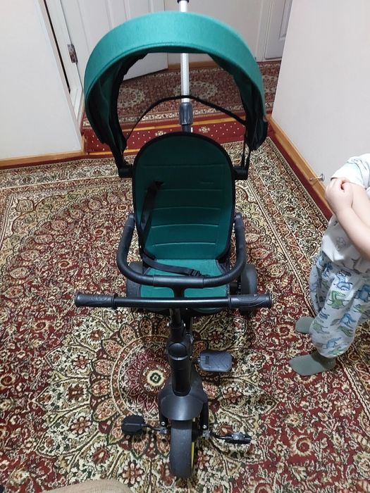 Продаётся детский велосипед коляска