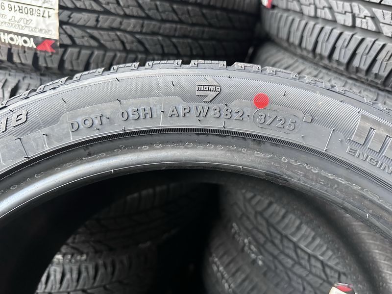 245/40/18 MOMO 4бр