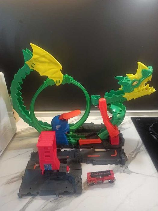 Hot Wheels - Писта: Драконова атака