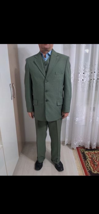 Costum bărbați kaki