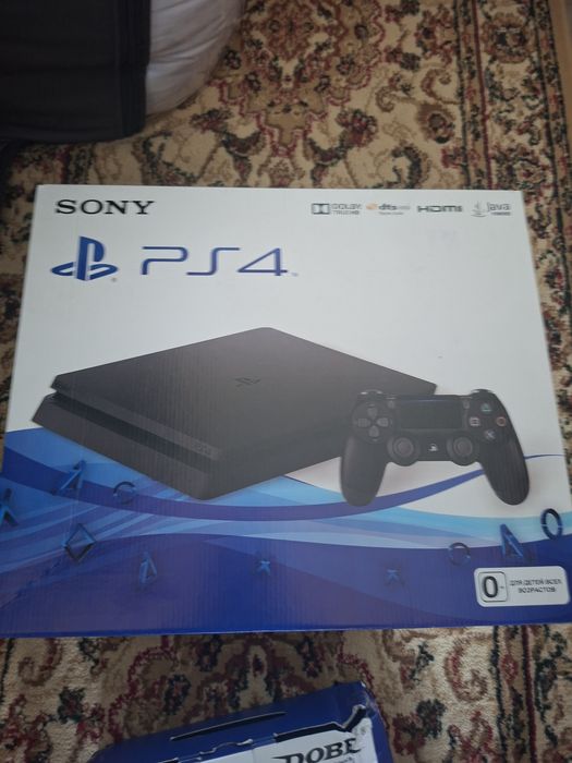 Продам PS4 Slim память 1 ТБ