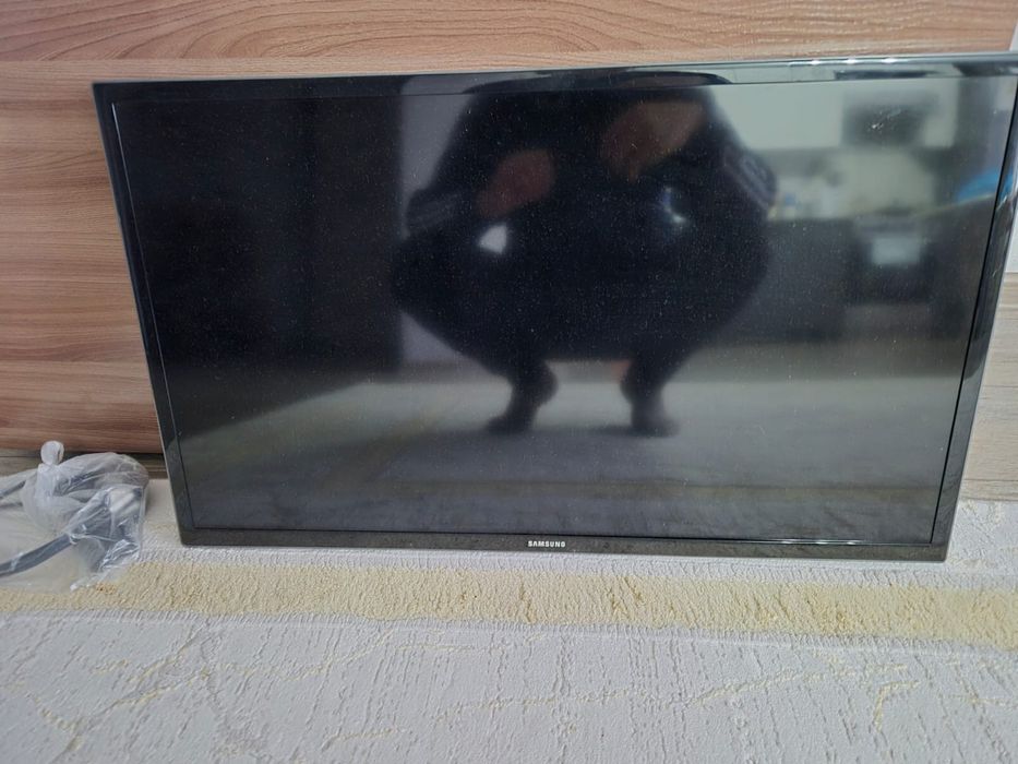 Срочно продам смарт тв бу/у