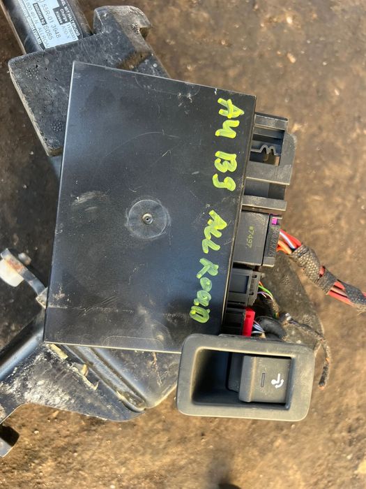 Теглич оригинален за Audi A4 b9 Ауди А4 б9 8w0800491 електрически