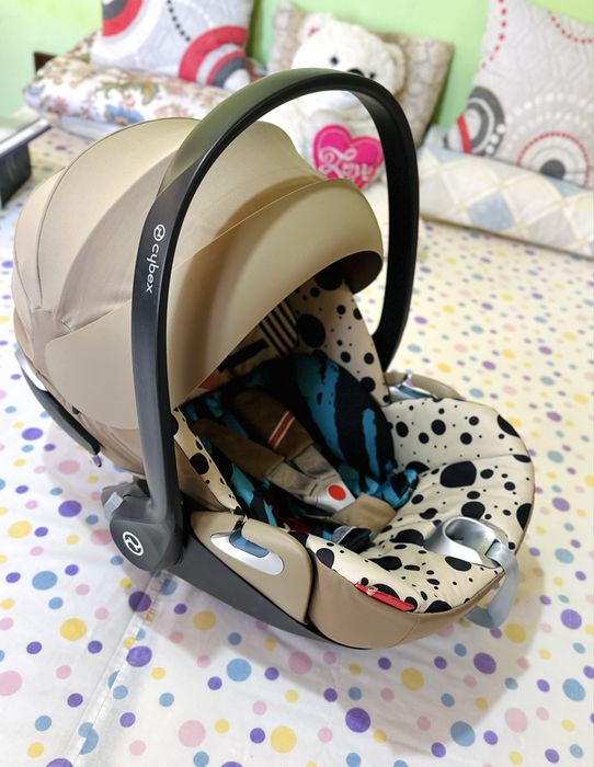 Стол за кола Cybex Cloud Z i-size Karolina Kurkova Fashion Collection