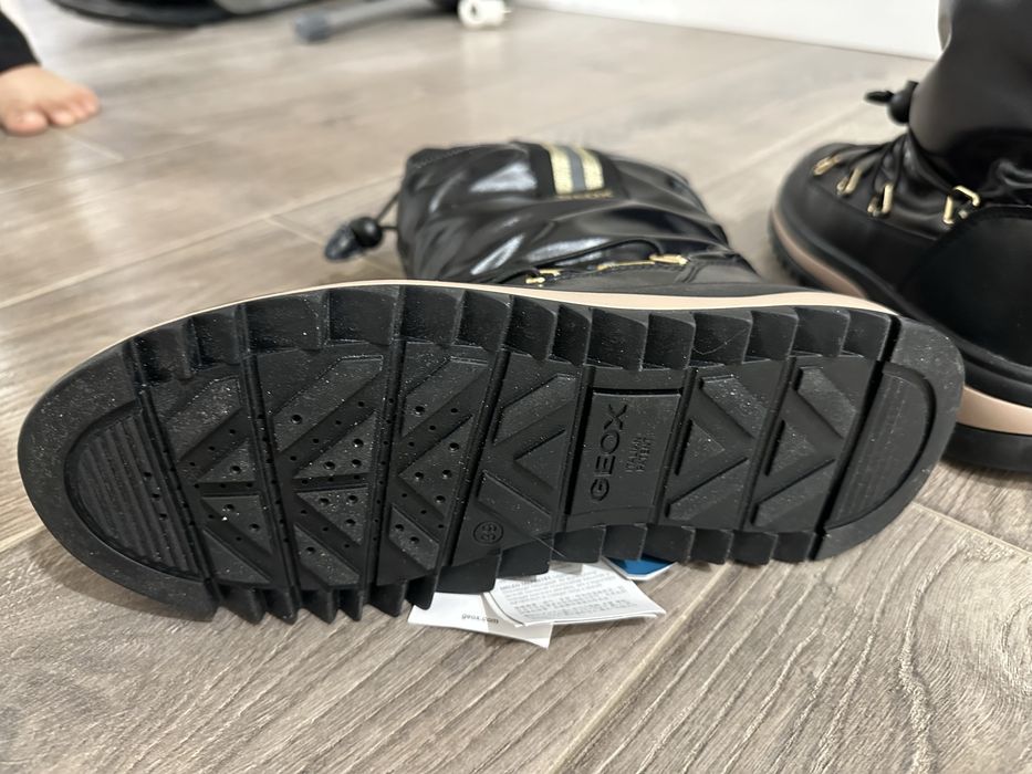 Сапоги зимние дутики  Geox