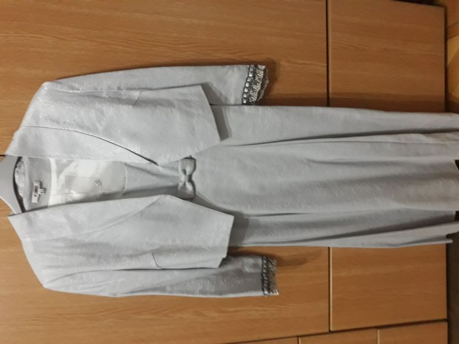 Vand rochie cu bolero de la Yokko