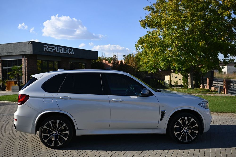 BMW X5 M50d • 7 LocuriI • M SPORT • Bang & Olufsen • Night Vision • HUD